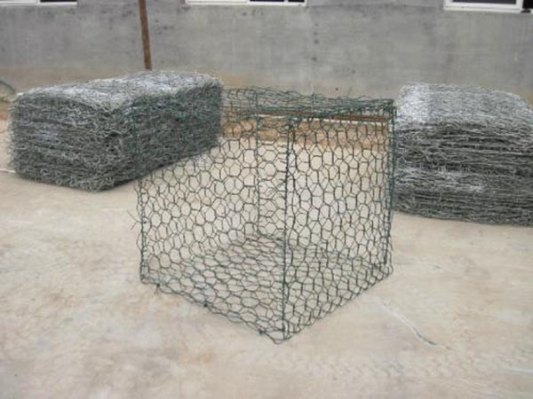 高尔凡石笼网图片3