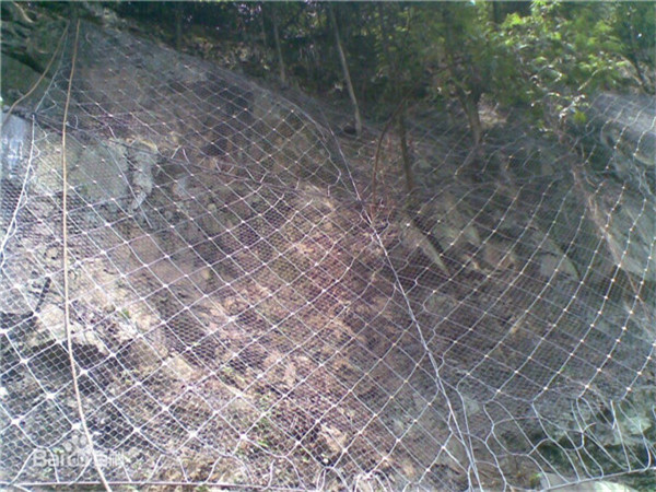 边坡挂网喷浆图片2
